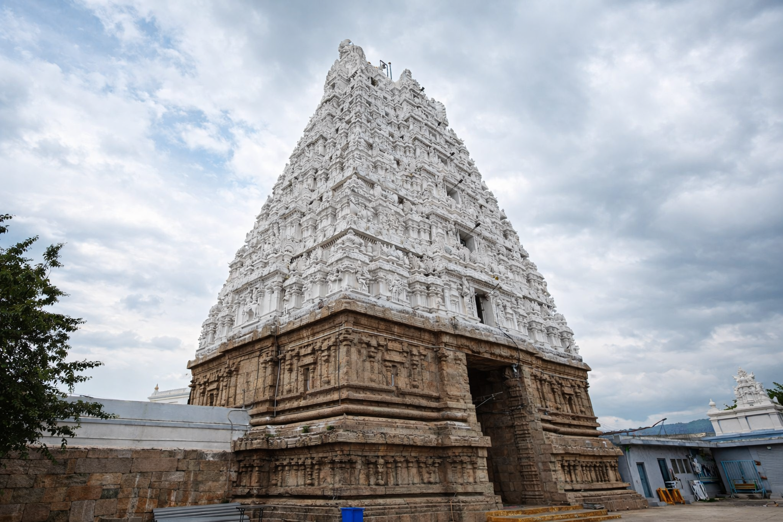 Sri Kalyana Venkateshwara Swamy Temple